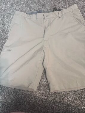 Greg Norman Collection Men's Light Tan Performance Hybrid Shorts